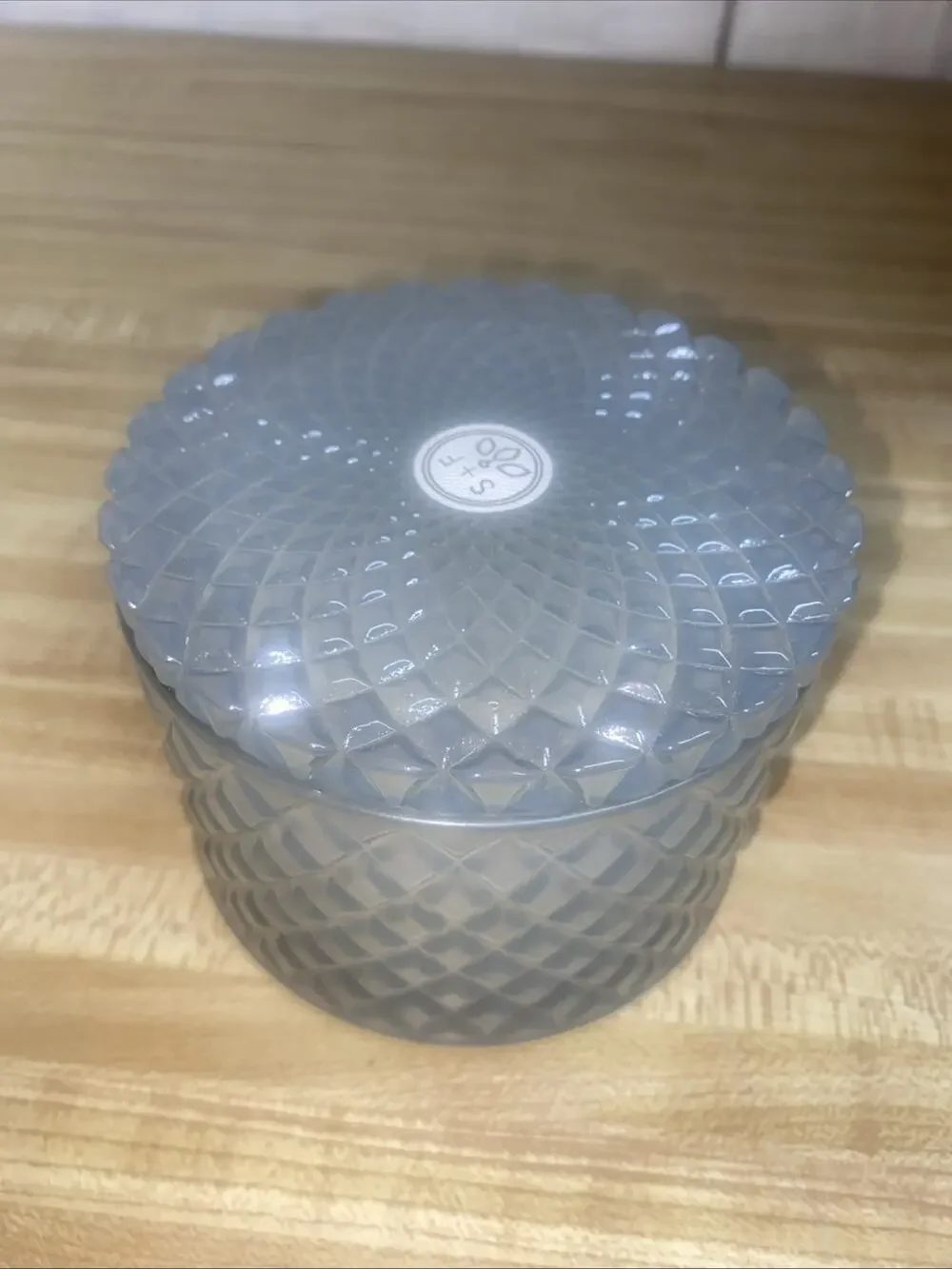 New Sand and Fog Clear Glass Candle Jar with Lid Diamond Pattern 2 Wicks Unused
